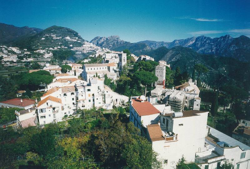 /Gallery/vedute/Veduta ravello-tramonti.jpg